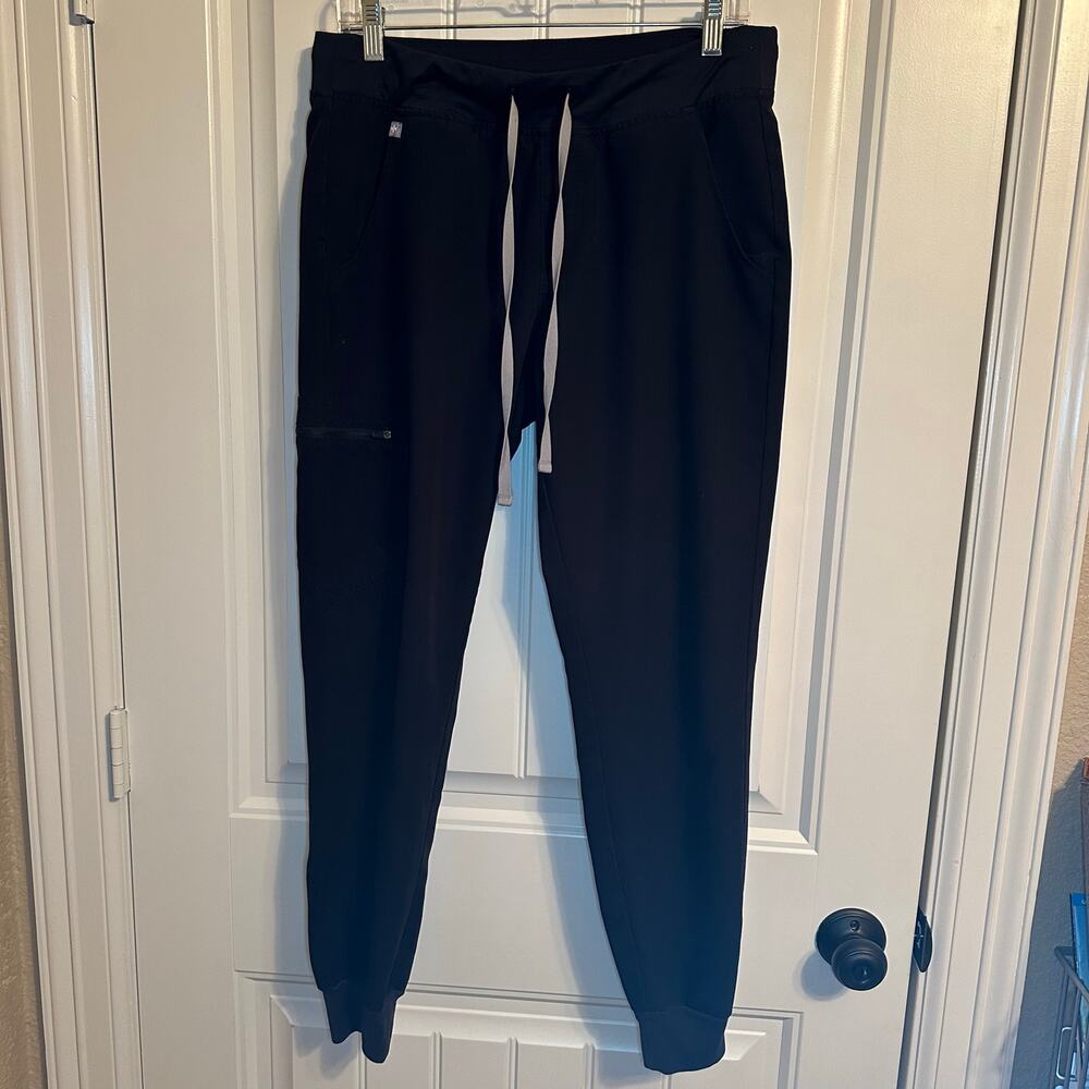 Figs technical dark black scrub pants drawstring waist and banded ankles size M